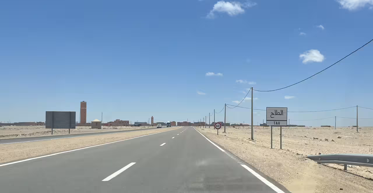 El Sahara Occidental - Blogs de Marruecos - Carreteras, Gendarmería y Estaciones de Servicio (60)