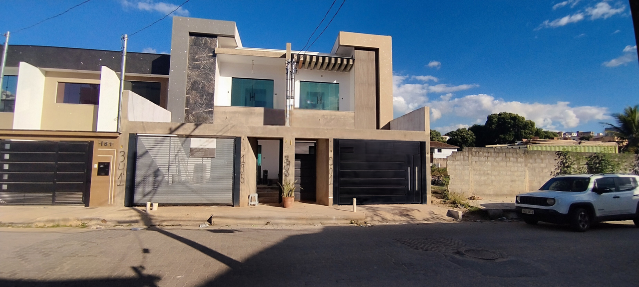 Fachada do Residencial Esperança I (unidades 195 e 201)