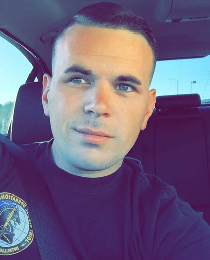 F9451D3F-3E10-492E-B5A8-A725FF54D63D