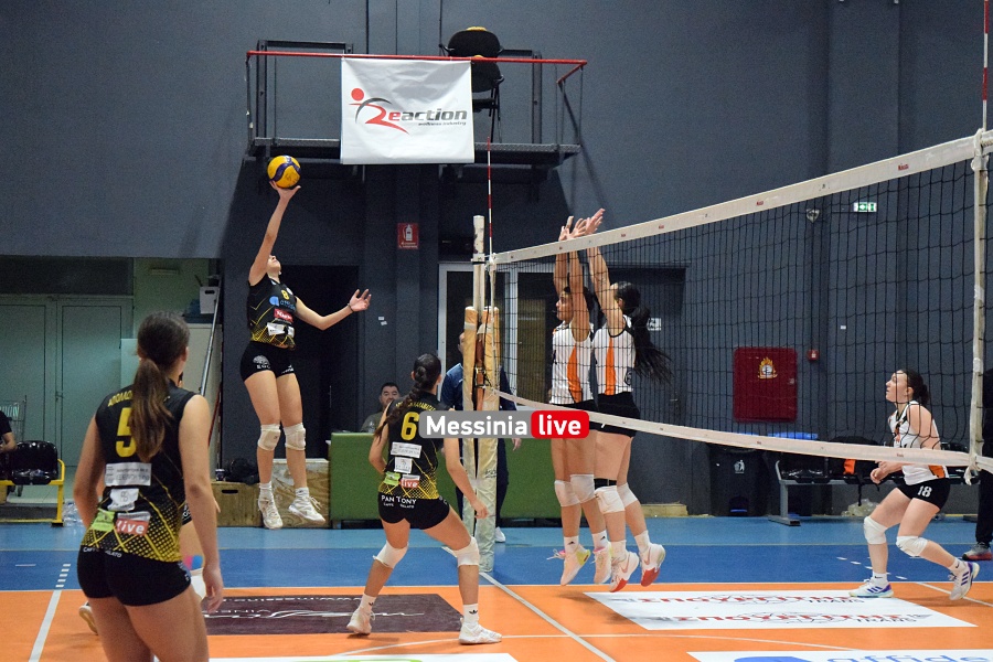 ml-apollonas-volley-perseas-DSC-1893