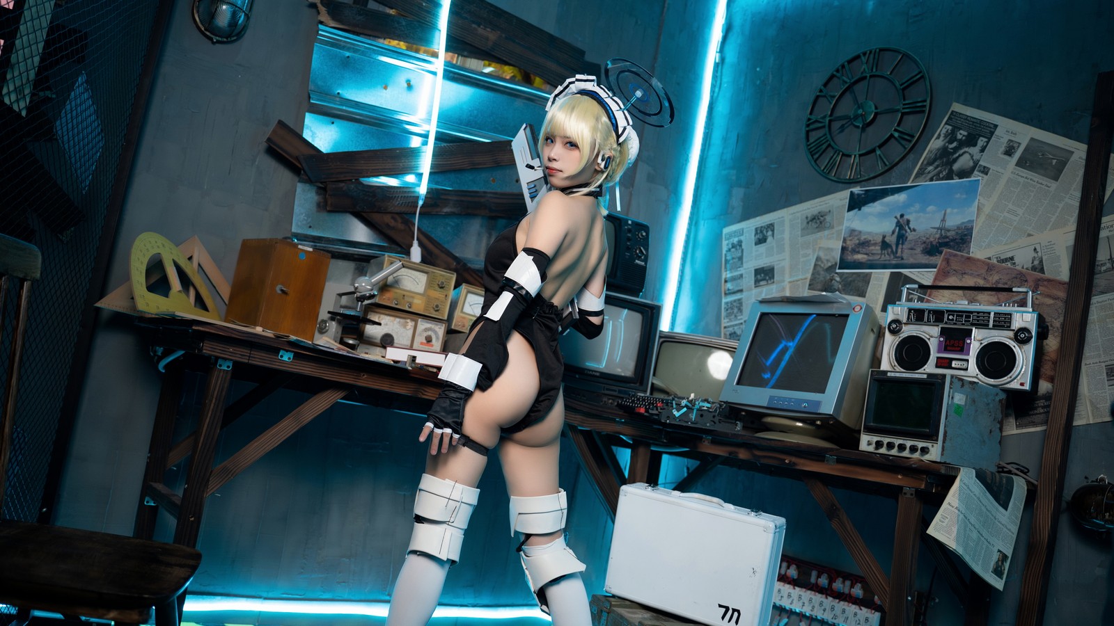 三無人型美女写真：飞鸟马时兔女郎战斗服 COS（60P／389.1M）插图7