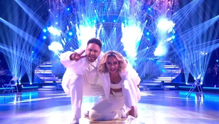 [Image: m1pgmau8u89y.jpg]