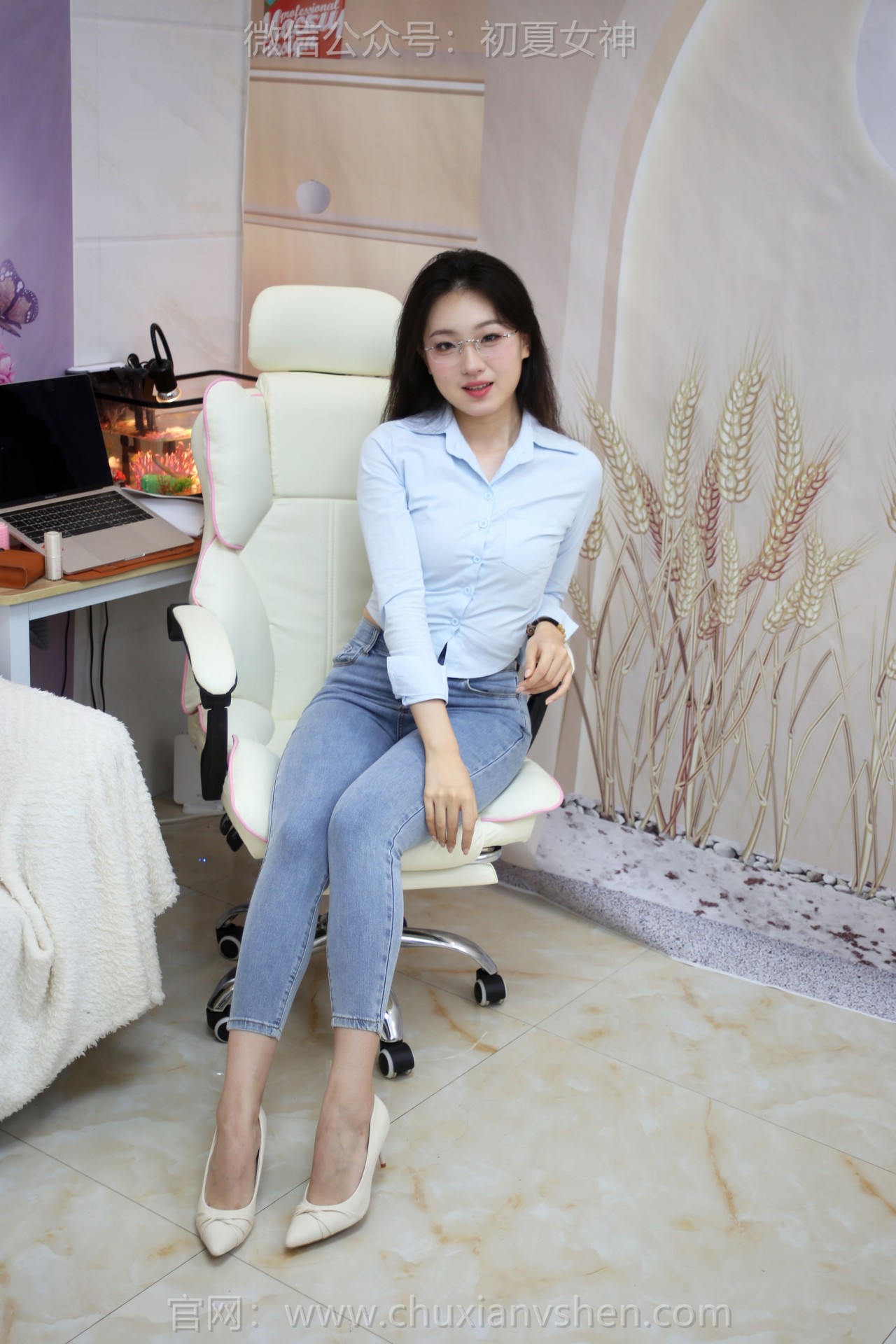 夏小小nude《初夏女神》写真，室内的，清新与优雅的双重享受插图5