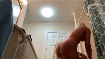 [Image: Voyeur54155121641.jpg]