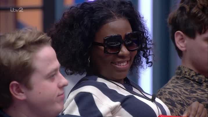 [Image: 4fds8vv7voe5.jpg]