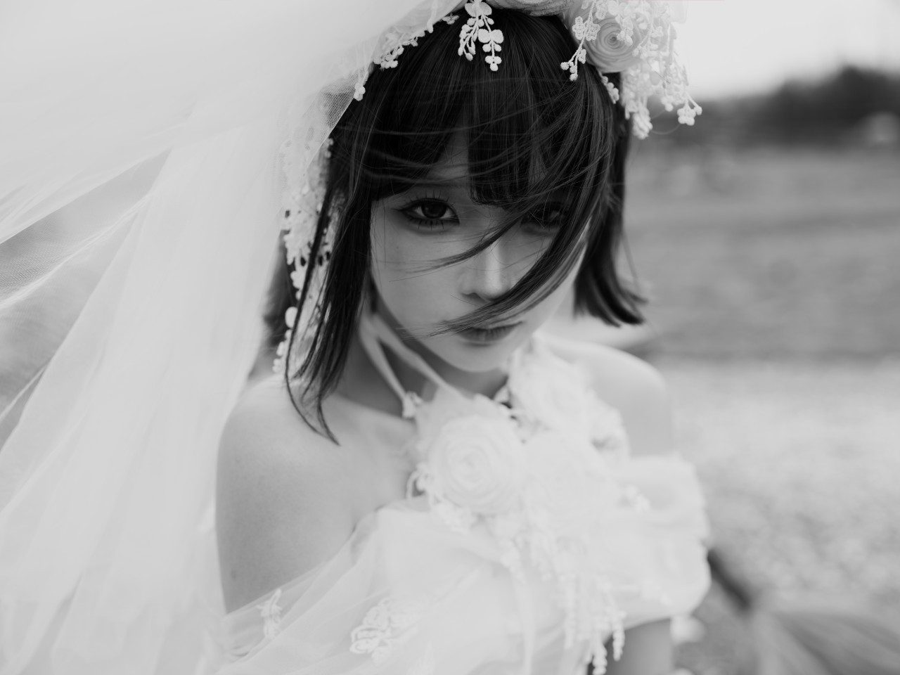 蠢沫沫王动作品集，蝴蝶结与长发的冷峻美学，104P+1视频插图