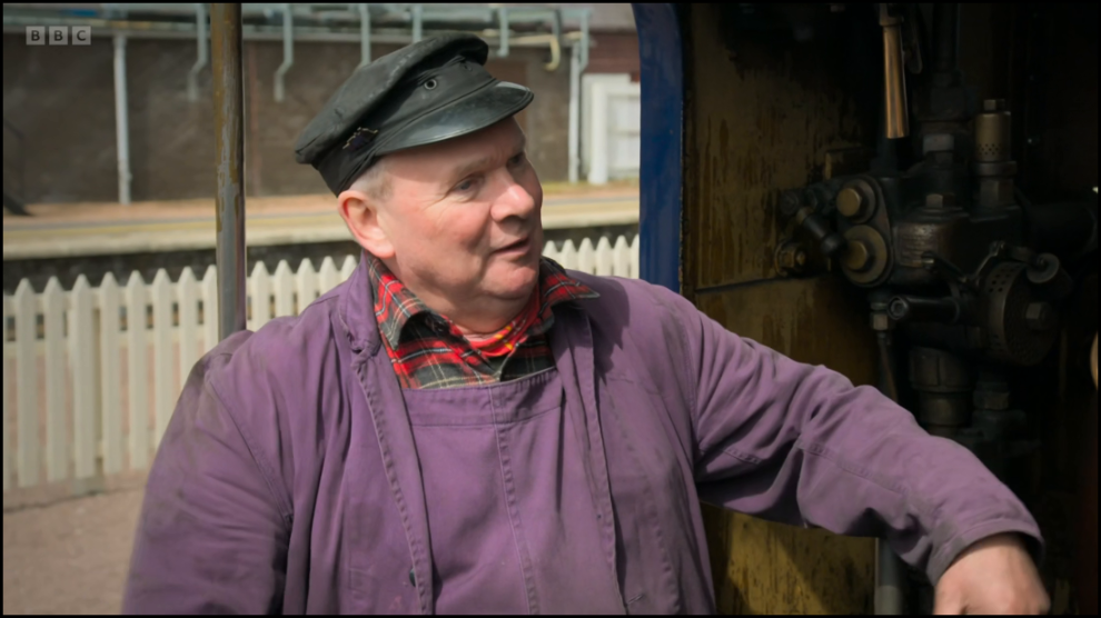 [Image: qmq7z7m0q1fw.png]