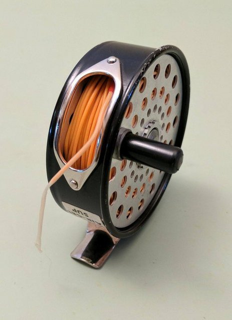 425C0D34-49FB-438C-B3B0-397A7955C84B