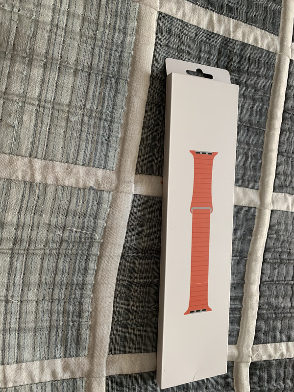 FBD4DA95-97B0-4AAD-9C8C-10C6A83B0568