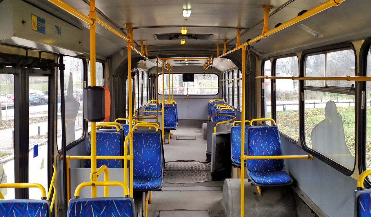 Volvo B10MA / Neobus 405GZ (2002/14) #794 - Putnichki prostor(1)