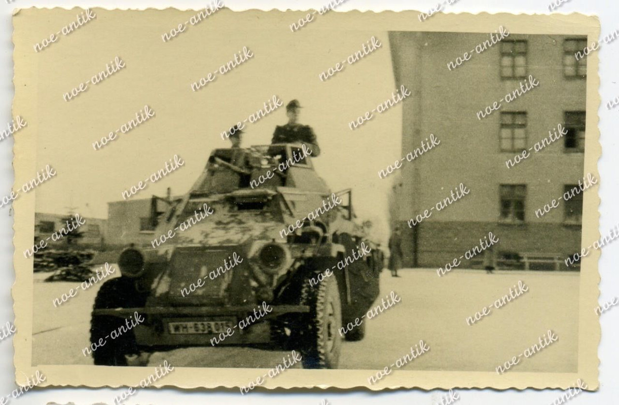 Foto Panzerspähwagen Sd.Kfz. 222, Kennzeichen WH
