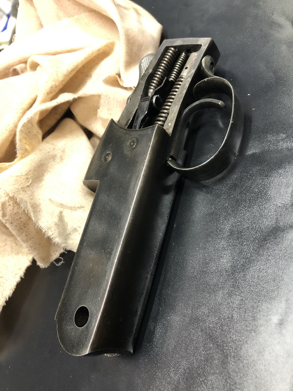 647E7823-CFFA-41FF-BAAB-02DFE7532312