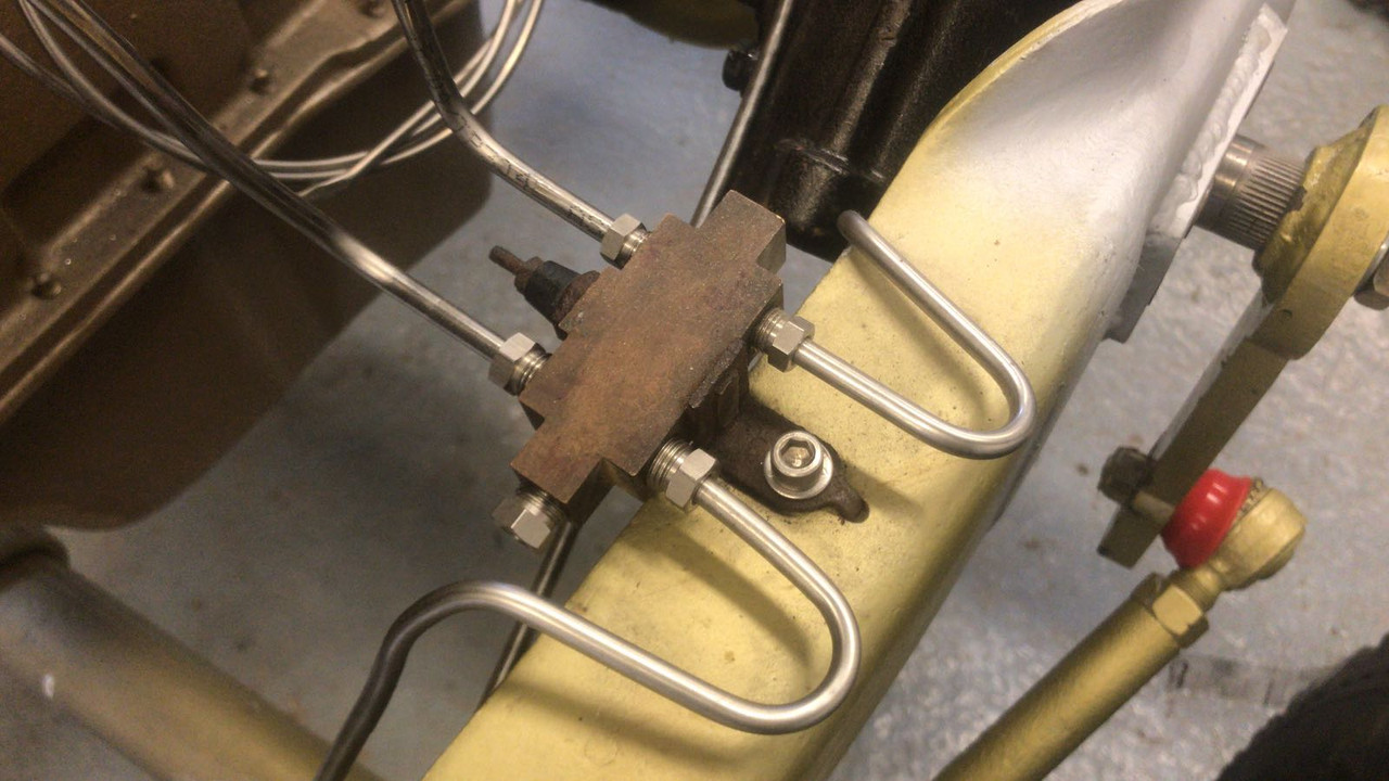 9B703FCF-0970-4102-B718-B8782CF14ABE