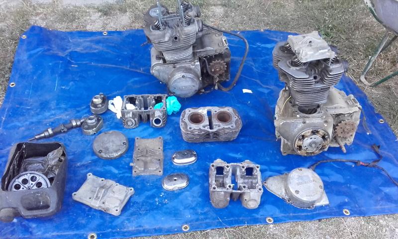 2 moteurs et pièces moteur