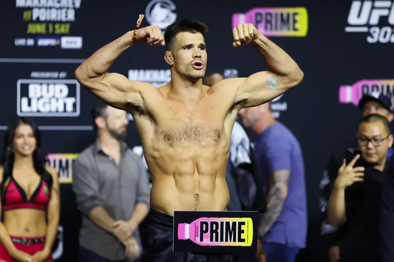 Мики Гал срещу Рамиз Брахима на UFC 309