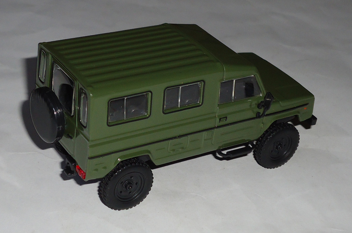 Tarpan-Honker-4012 1