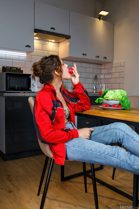 MetArt_Fresh-Delight_Giselle_high_0005