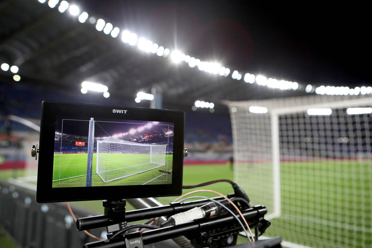 Disputa diritti TV Serie A calcio streaming dazn sky mediaset