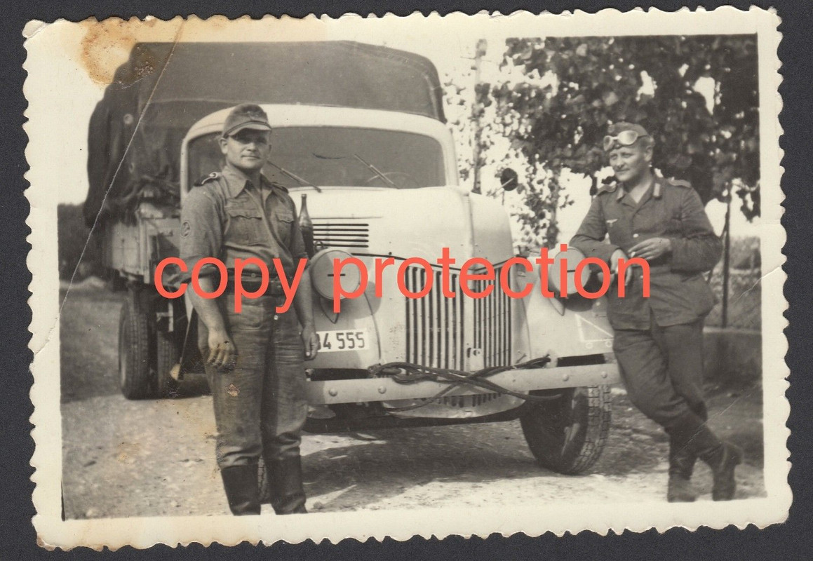 Orig. Foto LKW FORD 3000 Jäger-Division BALKAN 1943