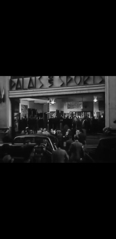 https://i.postimg.cc/TYD4Xcvk/Le-roi-des-resquilleurs-1945-45-mn-palais-sports.jpg