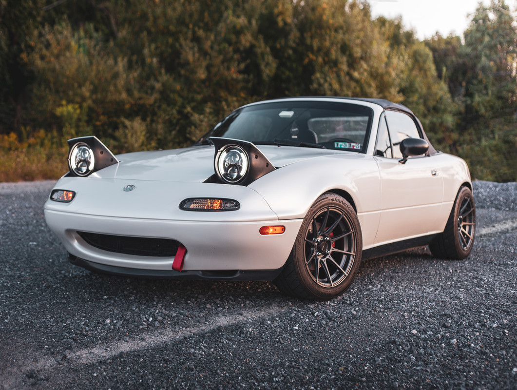 NA MIATA Headlights (Pair) Mazda MX5 MX5 LED 7" Plug N' Play Half Halo