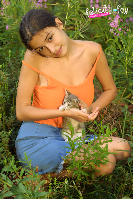 felicity fey 01116 lg 4k