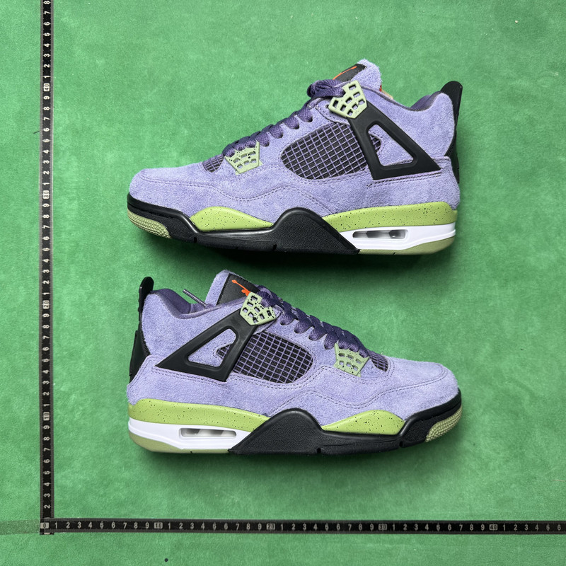 Air Jordan 4 Retro