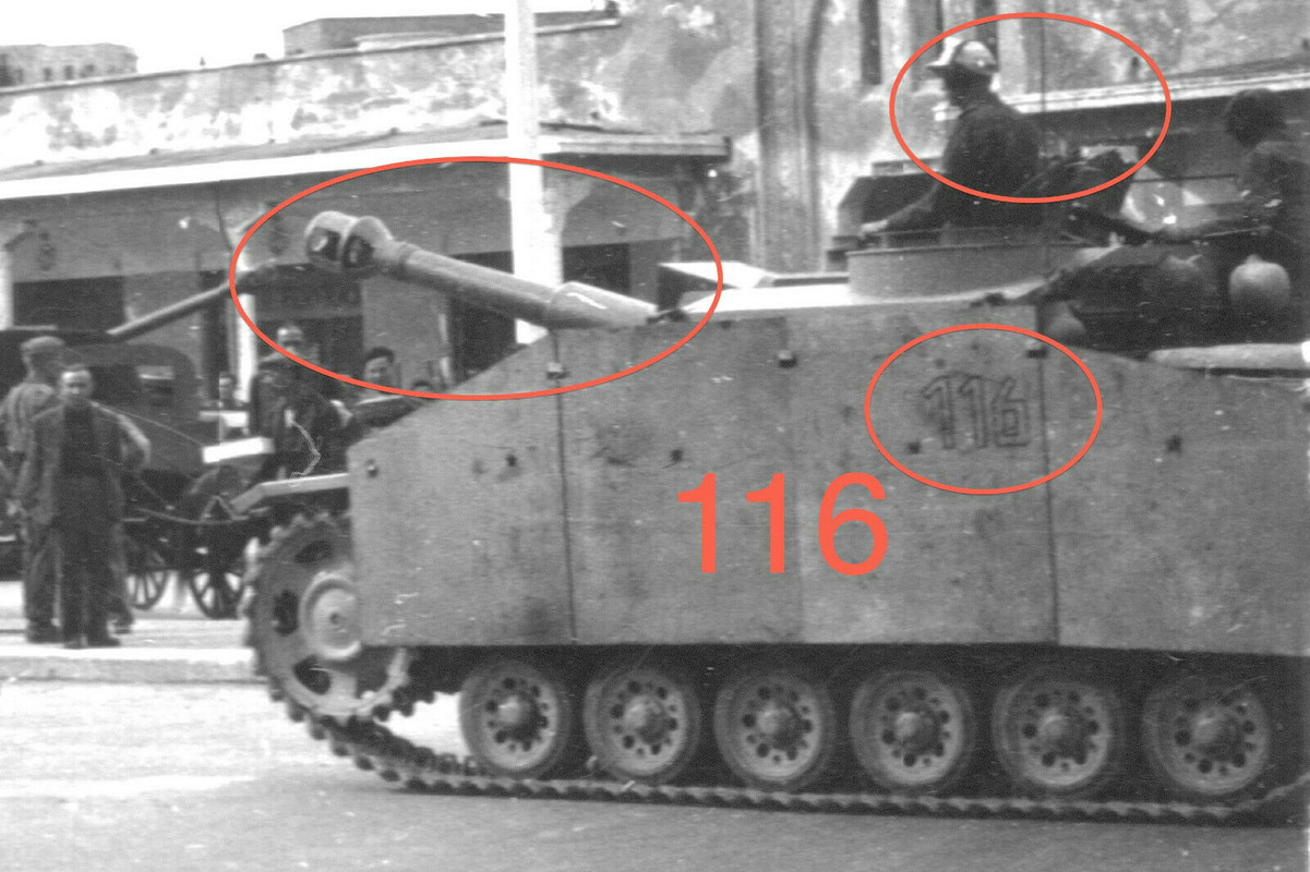 Orig. Foto Sturmgeschütz Abteilung RHODOS 1943 Sturmhaubitze 42