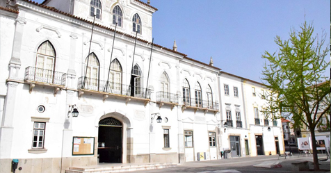 <p>ÉVORA/COVID-19: CÂMARA MUNICIPAL REFORÇA APOIO AOS MAIS VULNERÁVEIS</p>