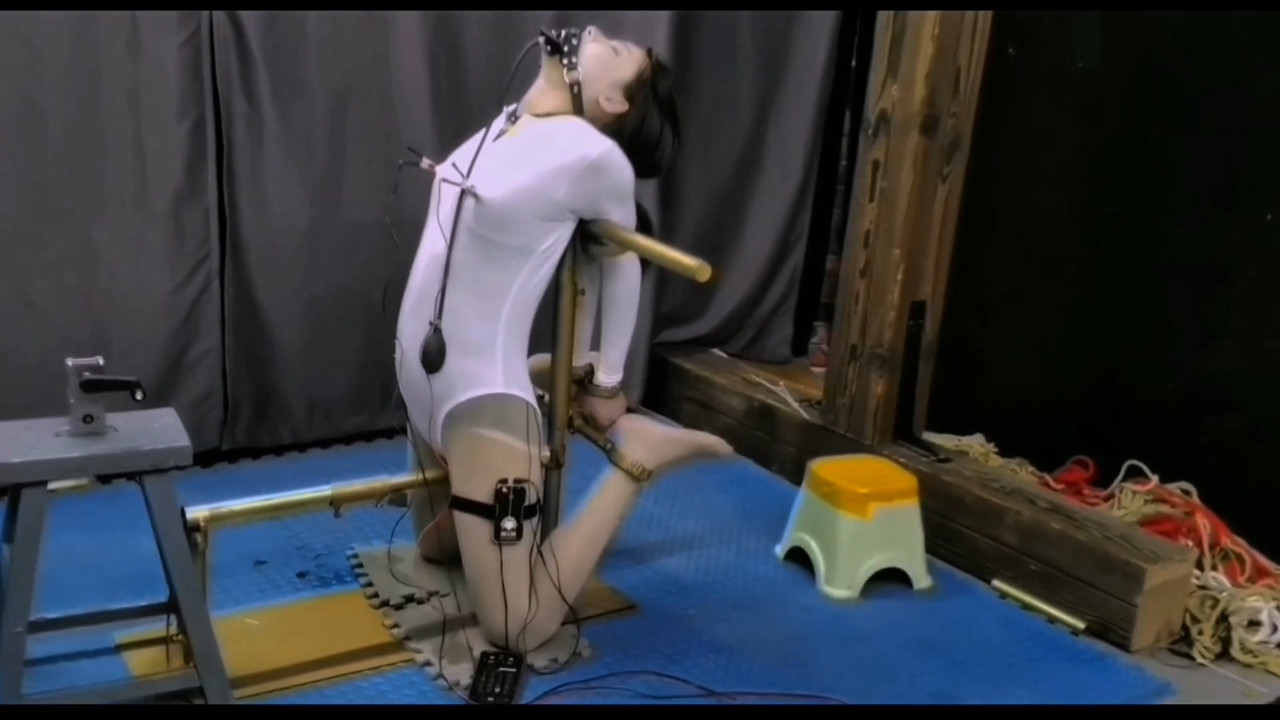 飞天原创 我替绿奴狗T教他老婆.mp4_20250409_094441.887