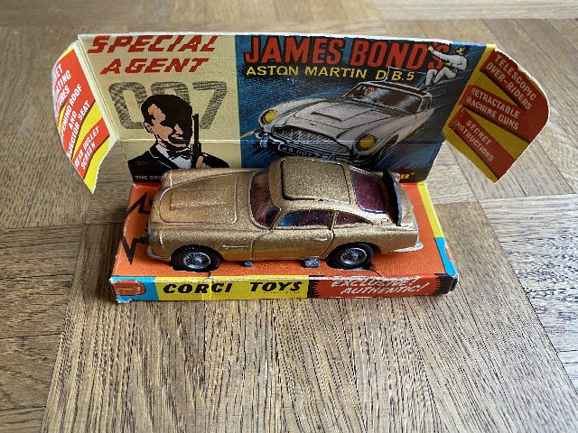 6A283E3D-9674-4433-91E9-E6E87180E6BF