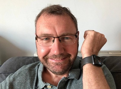 Apple-Watch-menyelamatkan-hidup-orang-Inggris-dengan-cepat-mendeteksi-denyut.jpg