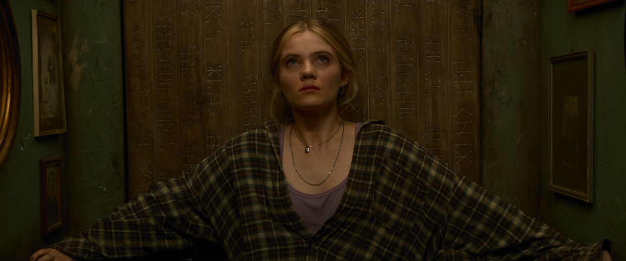 mpv-shot_Baghead.2023.2160p.WEB-DL.HDR.DV.HEVC-Нечипорук_01_24_50_0010