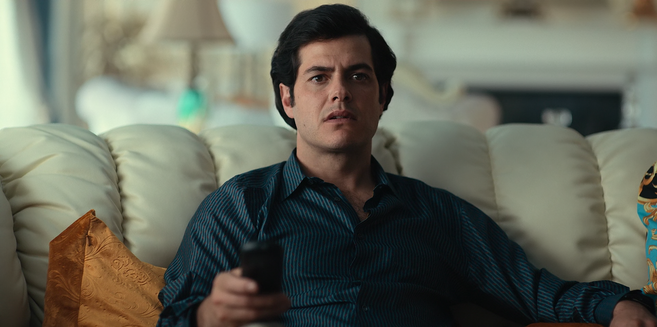 Narcos.Mexico.S03E05.Boots.on.the.Ground.1080p.10bit.BluRay.AAC5.1.HEVC-Vyndros.mkv_snapshot_02.54_[