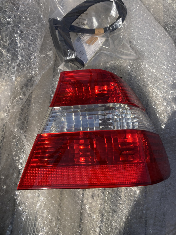 4D127517-EF81-42FB-BBF9-1901014D5B24