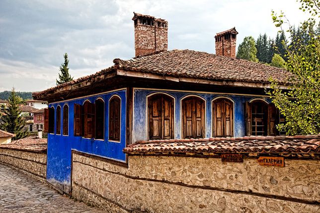 [Obrazek: Koprivshtitsa-Bulgaria900-Nikolay-Stanev...rstock.jpg]