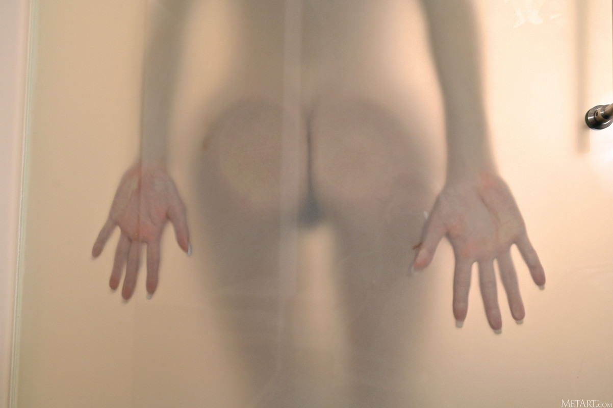 MetArt_Pillow-Ride_Jane-Devis_high_0119