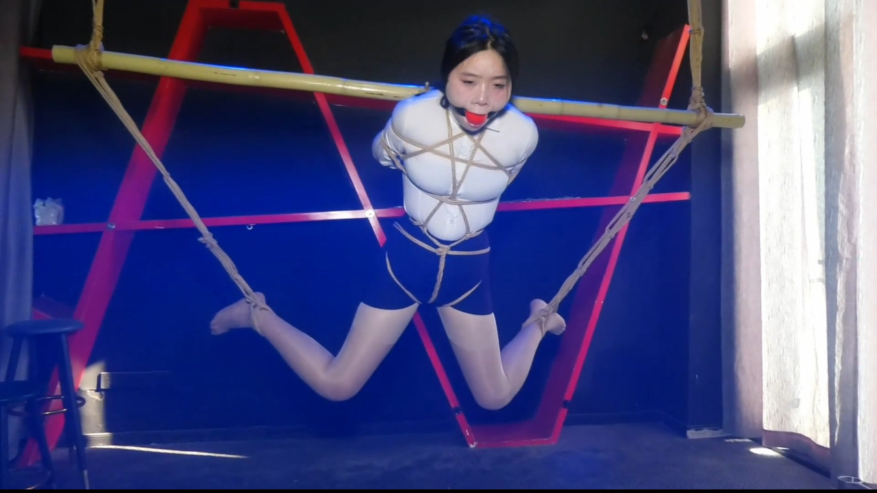 胜景影视 新基地的绳艺.mp4_20250325_132927.085