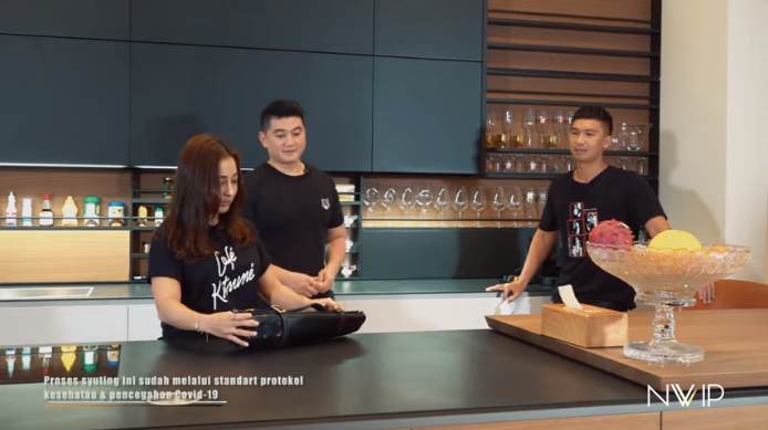 Nikita Willy penasaran dengan isi tas hitam yang dibawa Chef Arnold