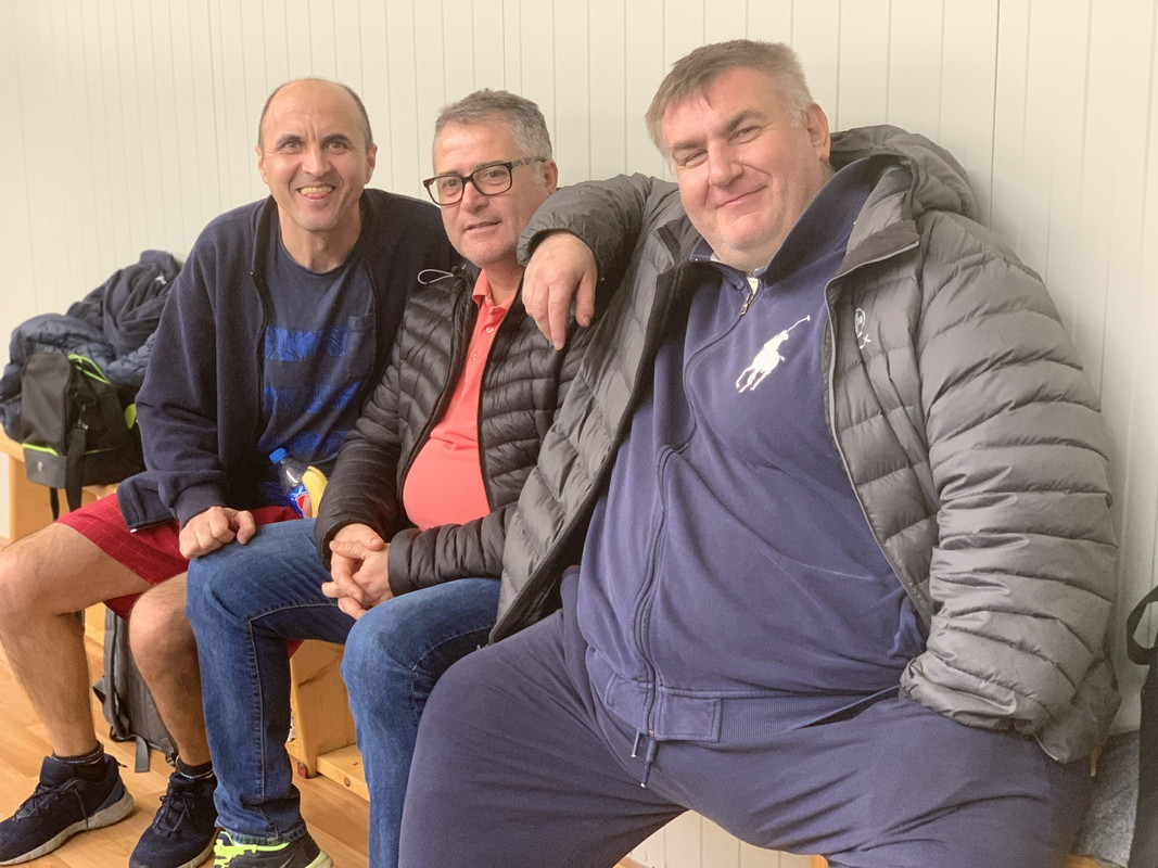 CF585C8B-F758-48C6-8A36-BEB9434F9B3A