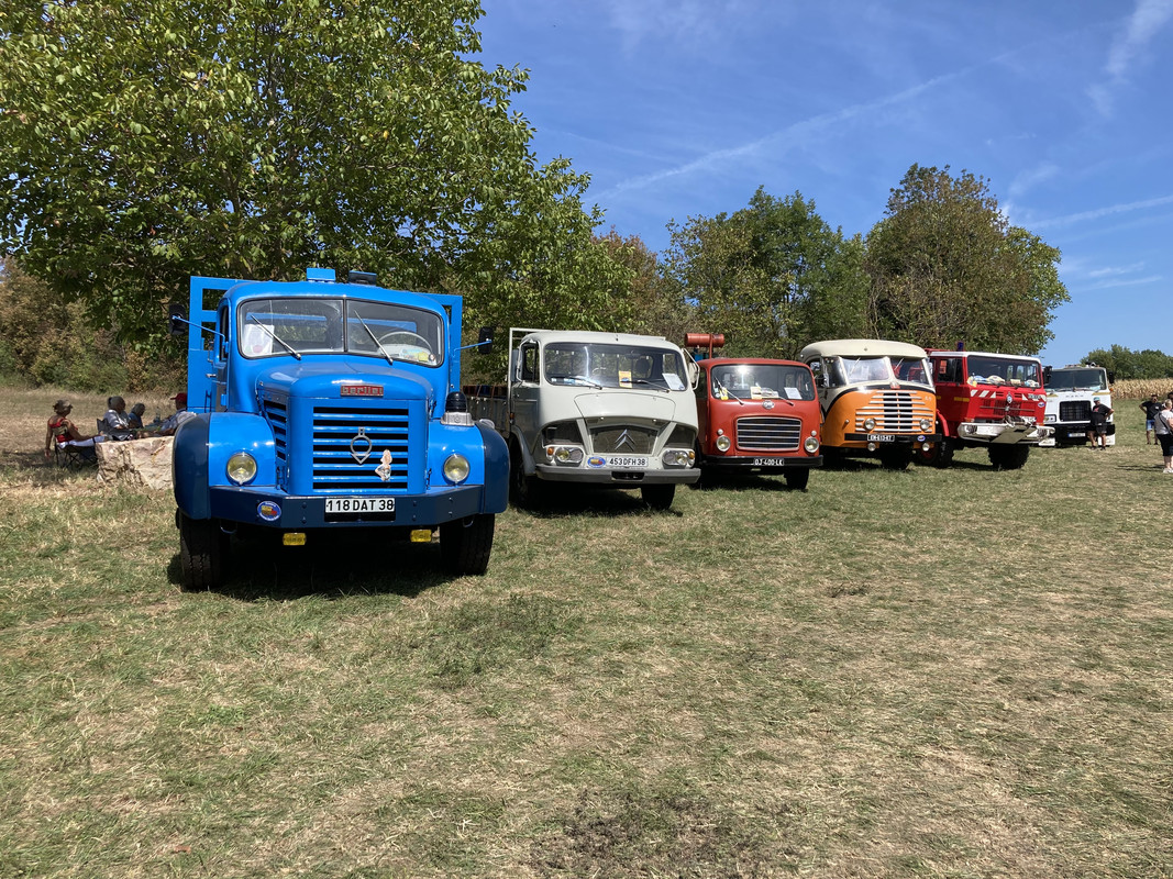 EEDB2419-BC2A-4D8B-912A-B6311C0078C7