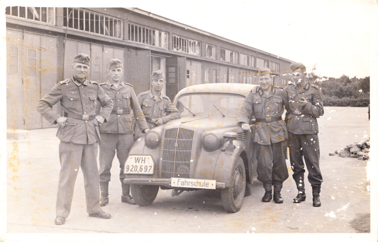 Wehrmacht Kübelwagen PKW Kennung WH-920697 Fahrs