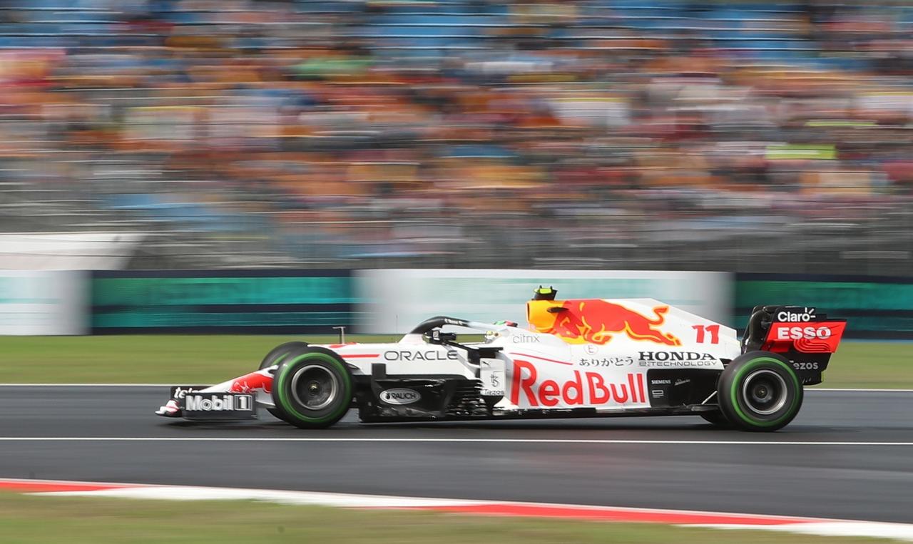 Las declaraciones de Checo Pérez tras derrotar a Lewis Hamilton