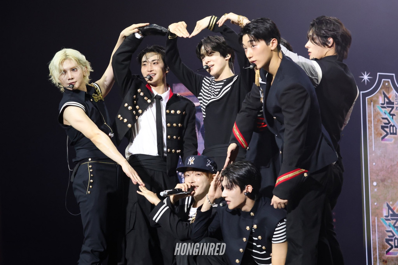 250928-ATEEZ-at-Music-Bank-in-Lisbon-1.jpg