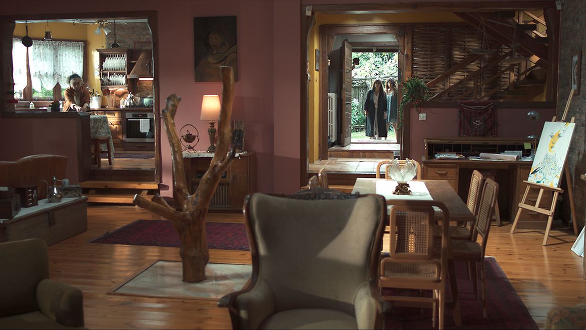 8-kadinlara-mahsus-serdar-akar-cinematography-muko-tirmik-arri-alexa-35-turkish-cinema.jpg