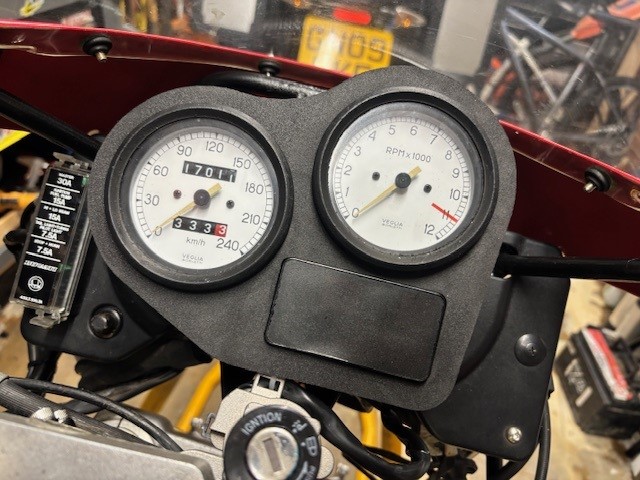 9905712A-405D-4107-B061-DBF1AEA92747