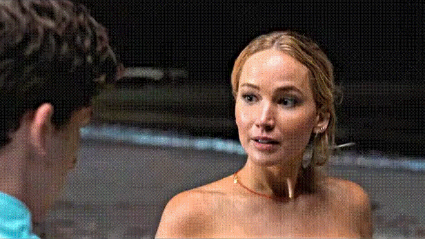 JenniferLawrence_2023_NoHardFeelings_GIF06