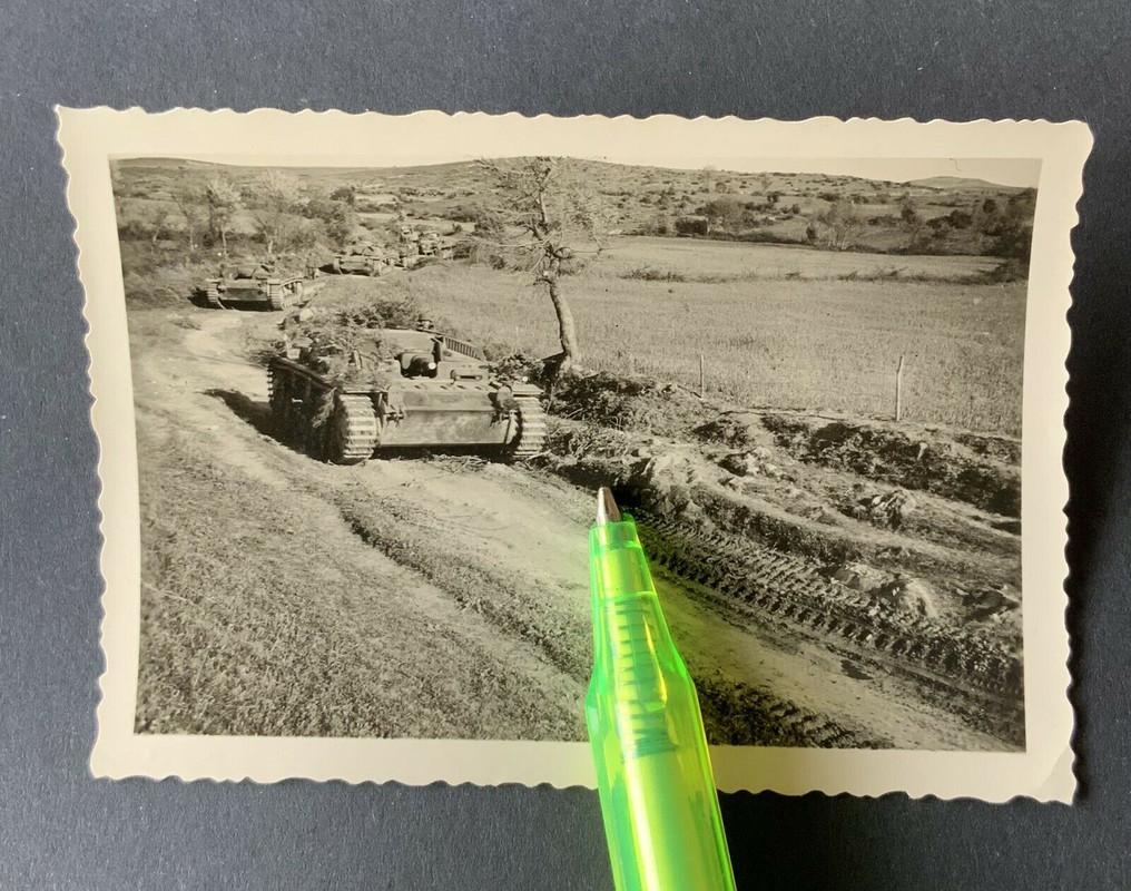 Foto Sturmgeschütz StuG In Kolone, Wehrmacht