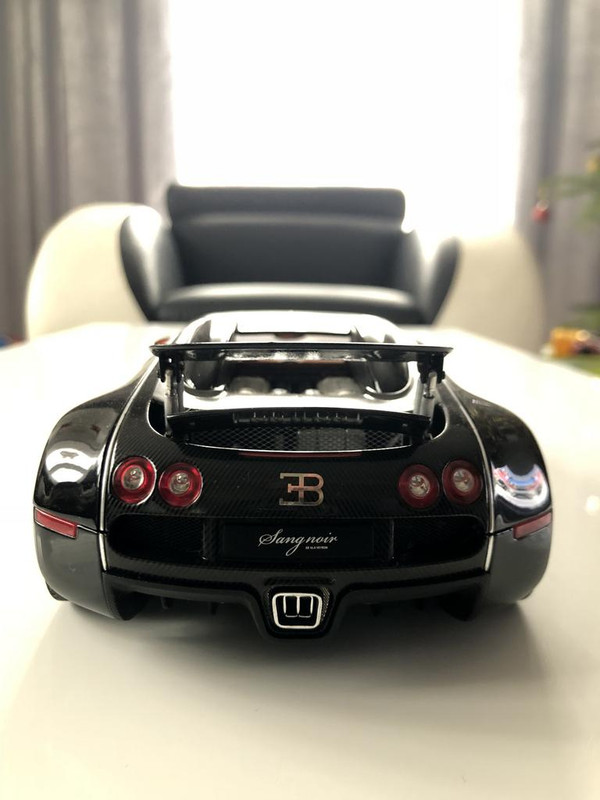 AB2FFDDA-1501-451E-902E-7143043D1239