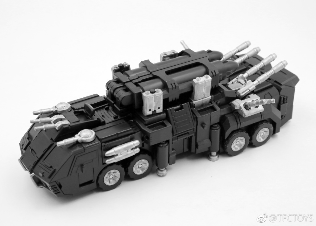 08-TFC-Toys-Rolling-Thunder